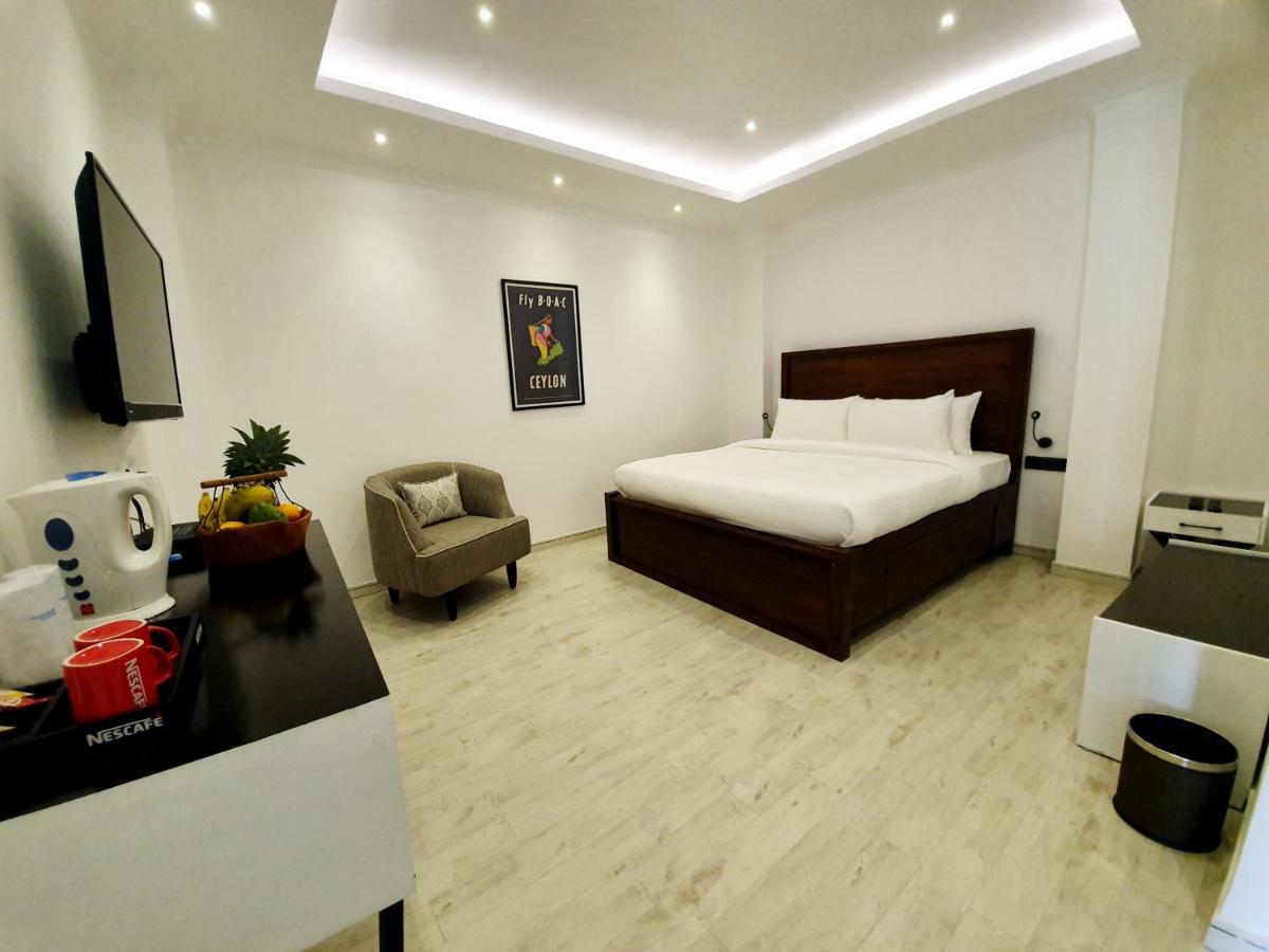 Bed Station 210 Hotel Kandy Ngoại thất bức ảnh