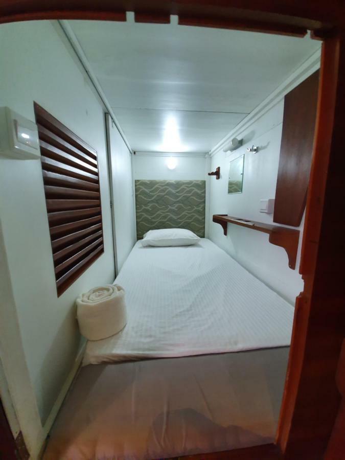 Bed Station 210 Hotel Kandy Ngoại thất bức ảnh